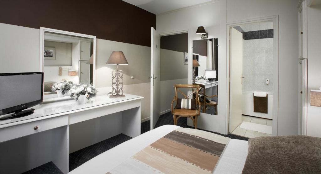Logis Hotel & Restaurant - Lensotel Habitación foto