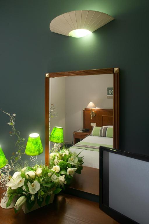 Logis Hotel & Restaurant - Lensotel Habitación foto